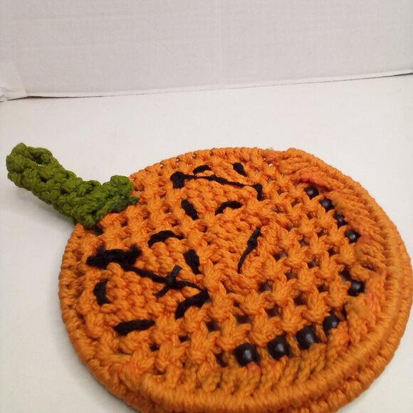 Vintage Macrame Jack O Lantern Pumpkin Handmade Halloween Wall Decor - Picture 10 of 13